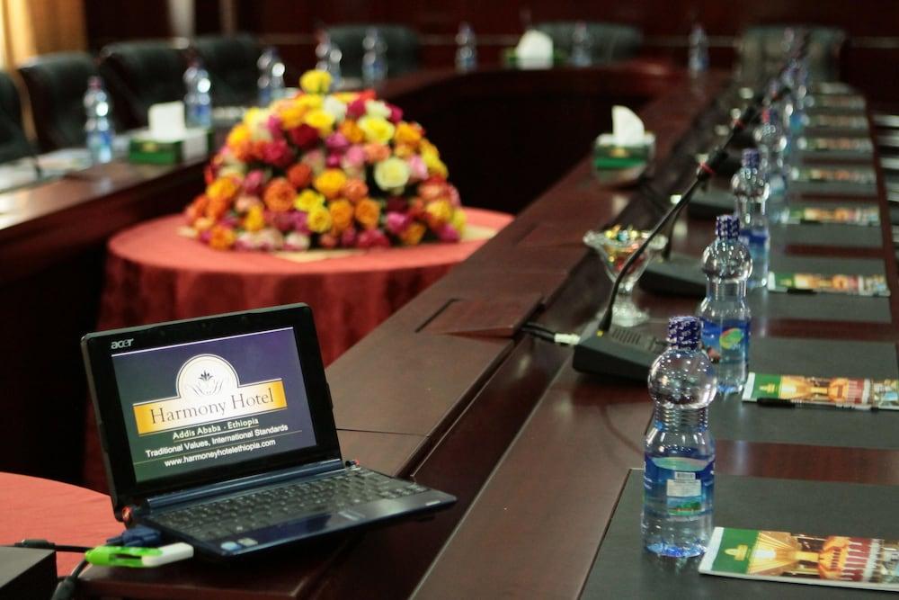 אדיס אבבה Harmony Hotel מראה חיצוני תמונה